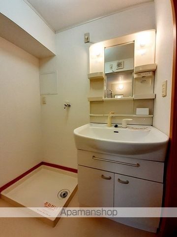 ＪＲ身延線 富士宮駅 バス乗車時間：13分 最寄りバス停で下車 徒歩5分 2階建 築20年の内装写真