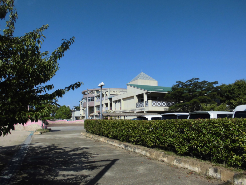 小学校　別府西小学校（小学校）まで693m