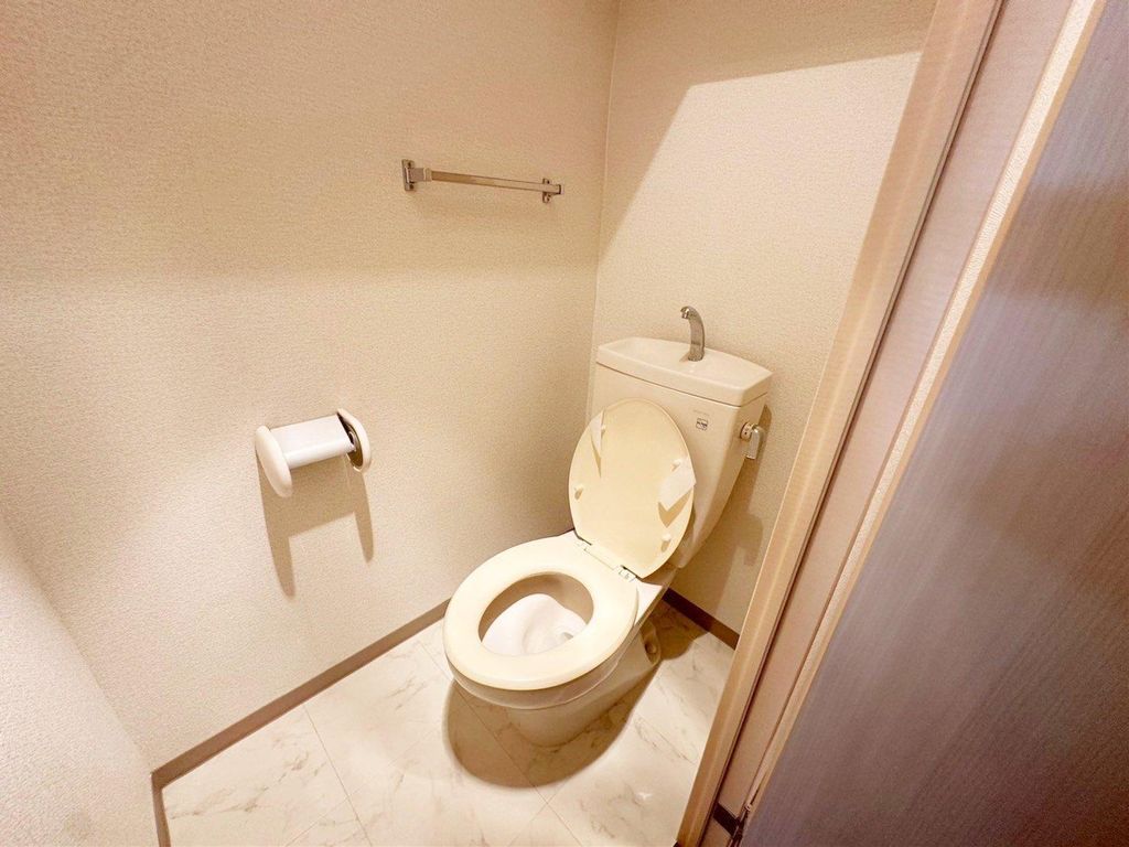 プレール・ドゥーク笹塚のトイレ写真