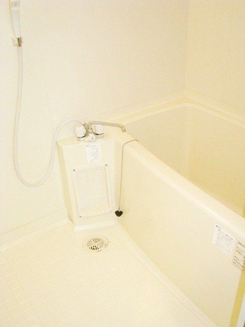 ロイヤル天神東の風呂写真
