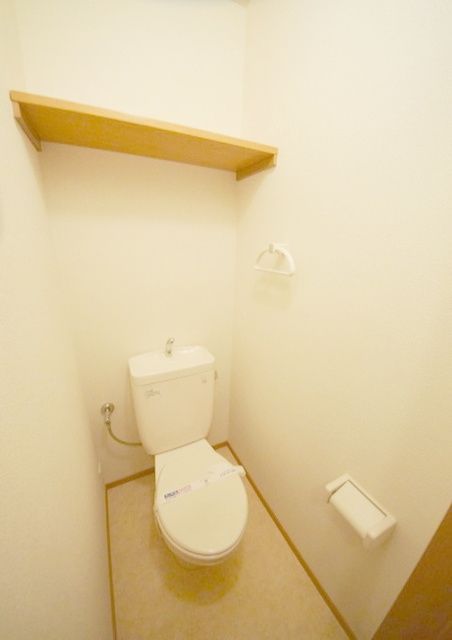 トイレ　※同建物別部屋参考写真
