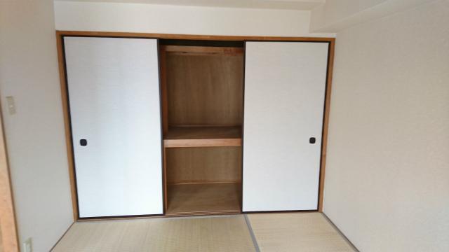 日生ロイヤルマンション上宗方の内装写真