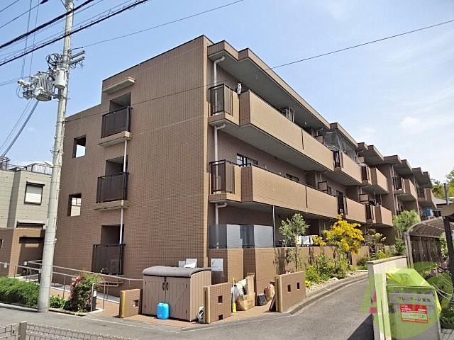 建物外観　豊中市蛍池東町「ユマン蛍池」