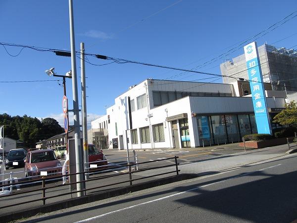 銀行　知多信用金庫阿久比支店（銀行）まで736m