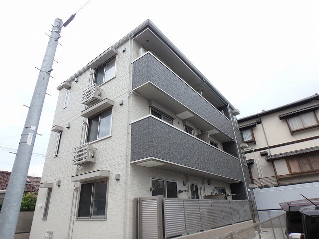 ＪＲ鹿児島本線 吉塚駅 徒歩14分 築8年