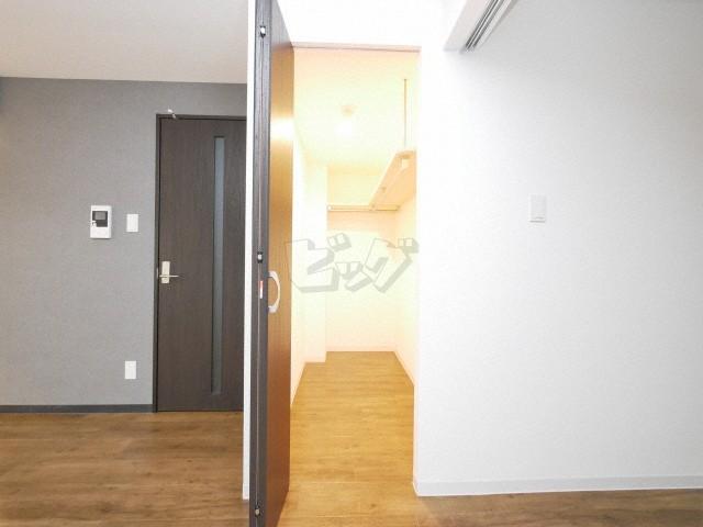 収納　衣類の収納に便利なクローゼットが付いています！