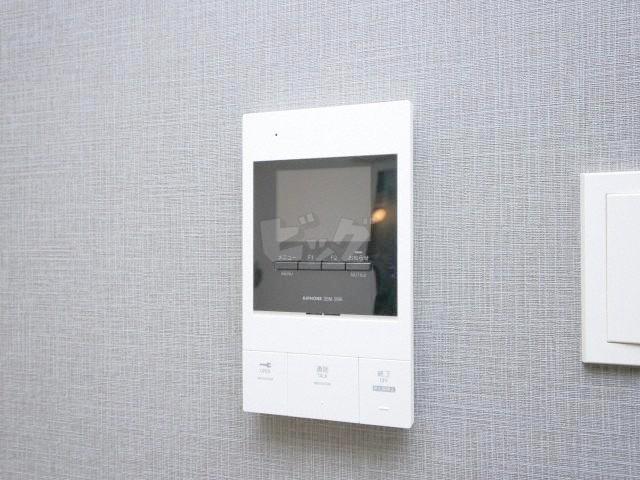 セキュリティ　来客の顔が見えて安心！TVモニターホン付きです♪
