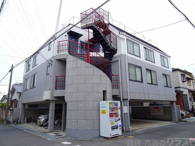 寿賀マンションの建物外観