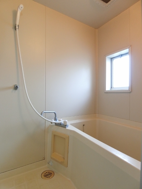 バス・シャワールーム　図面と現状に相違がある場合には現状を優先