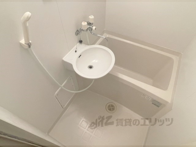 バス・シャワールーム　バス