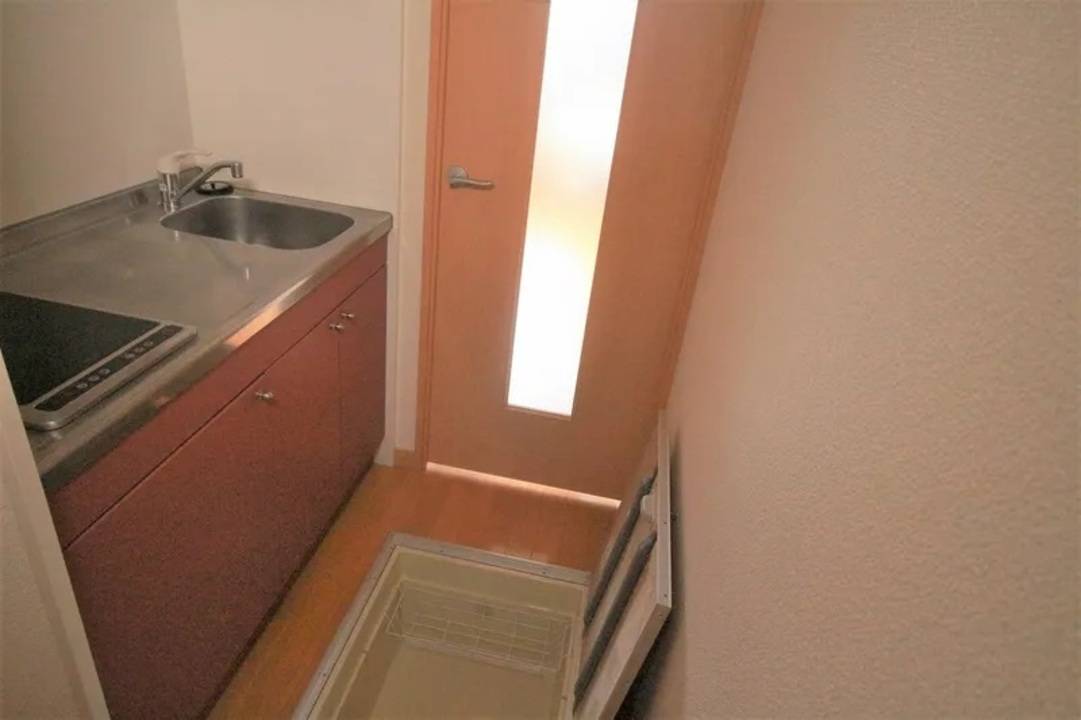 収納　床下収納