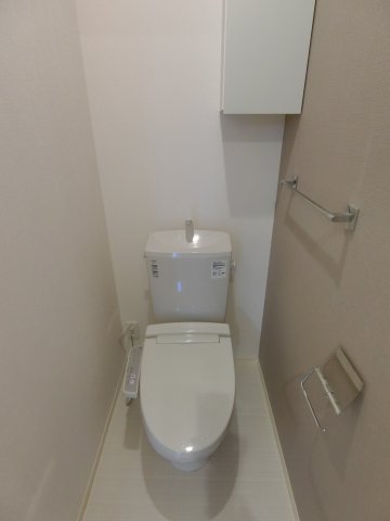 【米子市皆生温泉のアパートのトイレ】