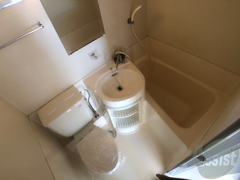 バス・シャワールーム　お風呂です。ゆっくりお風呂につかるのも体に良いですね～