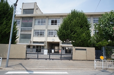 【フィルイーズIIIの小学校】