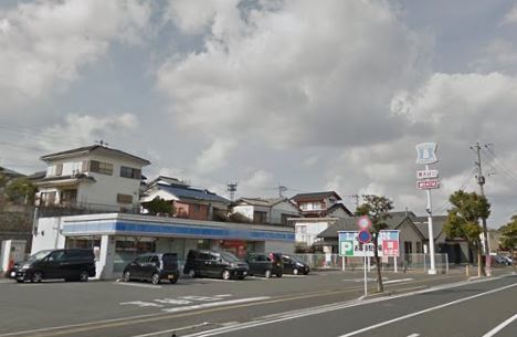 【北九州市八幡西区大字楠橋のアパートのコンビニ】