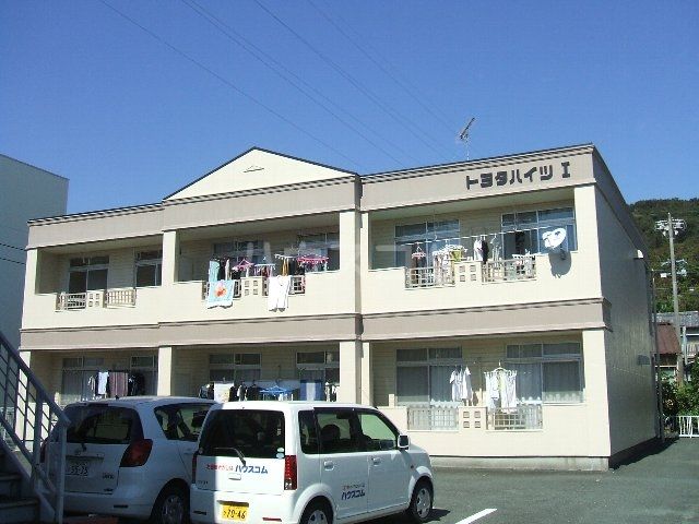 浜松市浜名区細江町気賀のアパートの建物外観