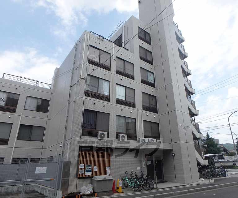 【京都市左京区田中門前町のマンションの建物外観】