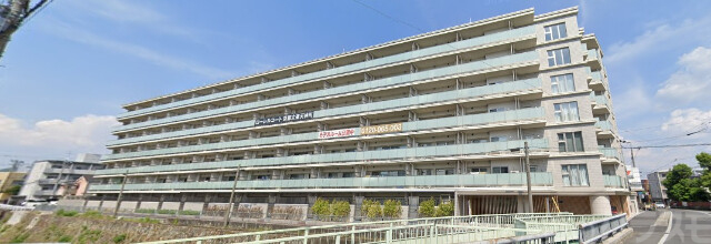 ローレルコート京都太秦天神川の建物外観