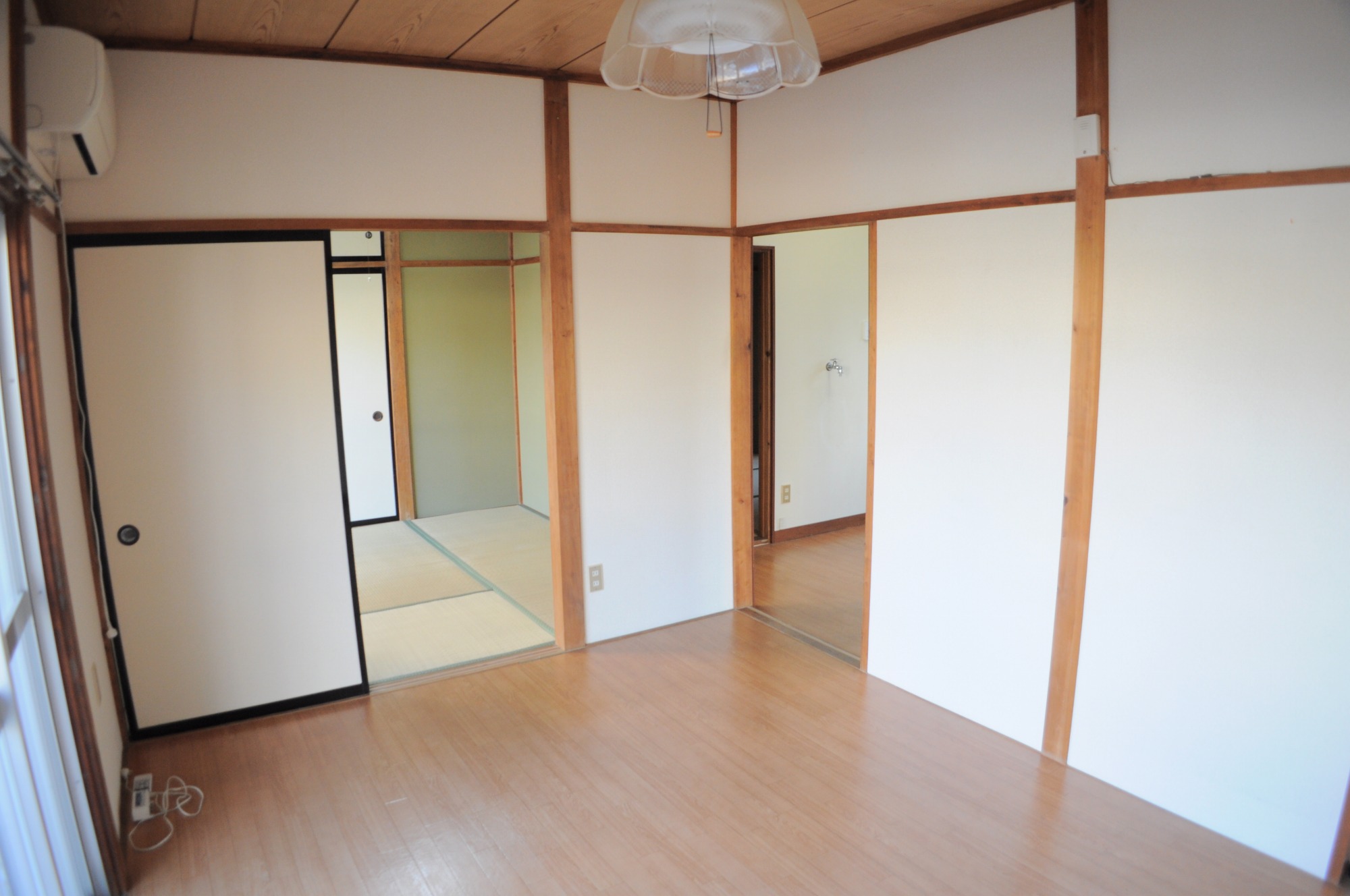 野口住宅南玉の居間写真