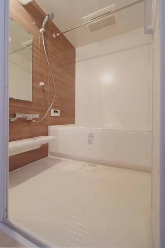 バス・シャワールーム　図面と現状に相違がある場合には現状を優先