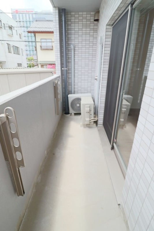 バルコニー　図面と現状に相違がある場合には現状を優先