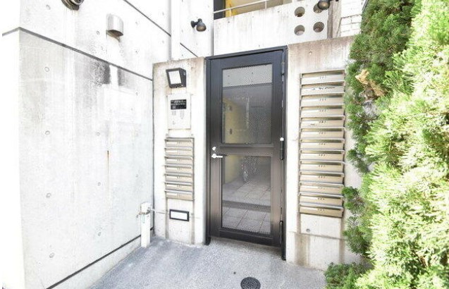 エントランス　エントランス