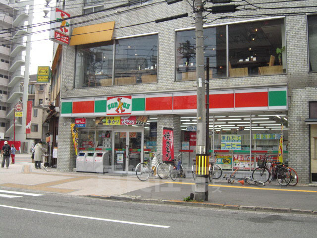 コンビニ　ファミリーマート　広島白島（コンビニ）まで220m