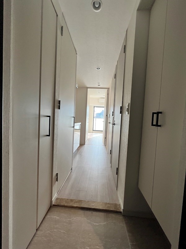 玄関　シンプルで使いやすい玄関です