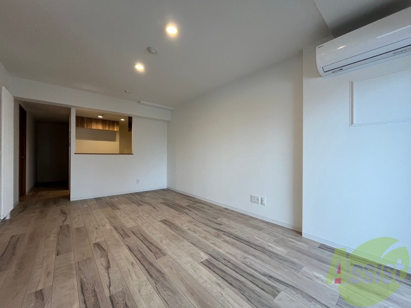 居室・リビング　広くてきれいなリビングです！快適に過ごせそうですね。