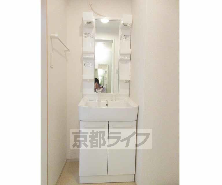 洗面設備　独立洗面台です！