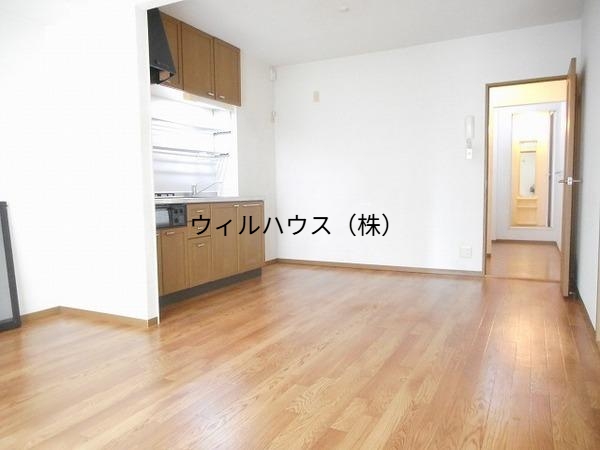 居室・リビング　フローリング！