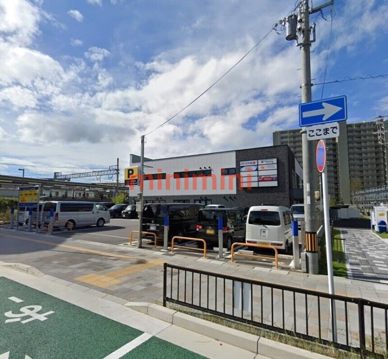 ドラックストア　ドラッグアカカベ島本駅前店（ドラッグストア）まで135m