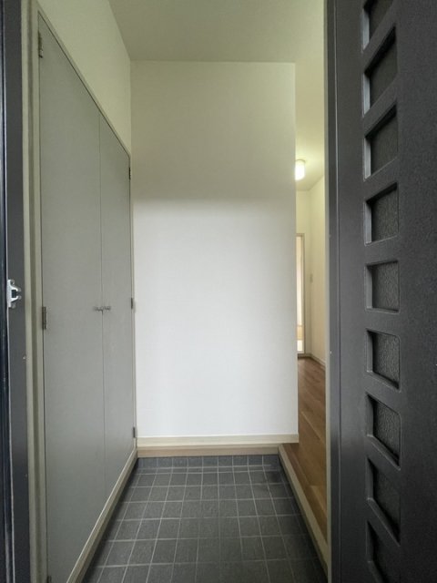 玄関　同物件別号室