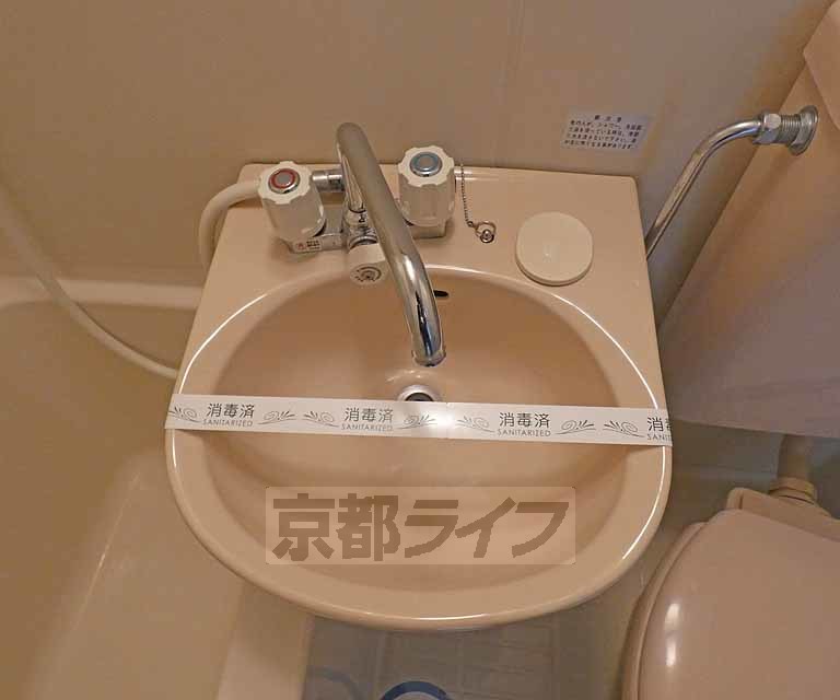 洗面設備　洗面台です。