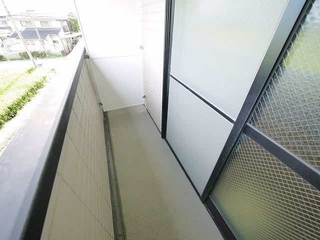 バルコニー　陽当たり良好なバルコニーです
