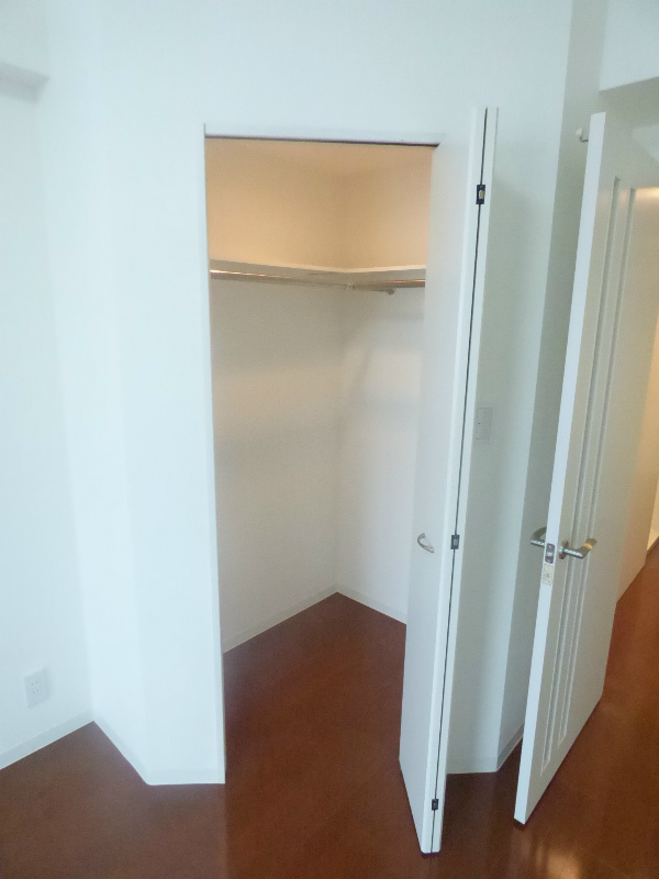 収納　※同物件の他のお部屋の写真です