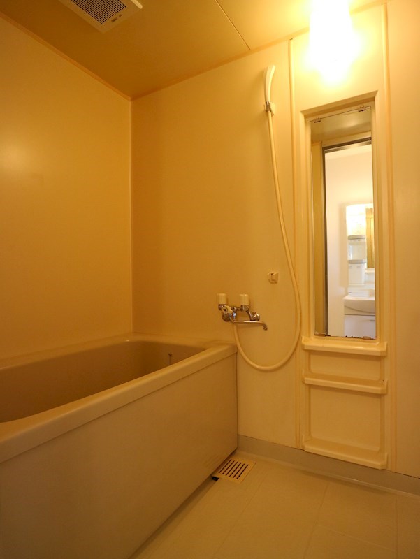 バス・シャワールーム　写真は同物件別部屋参考