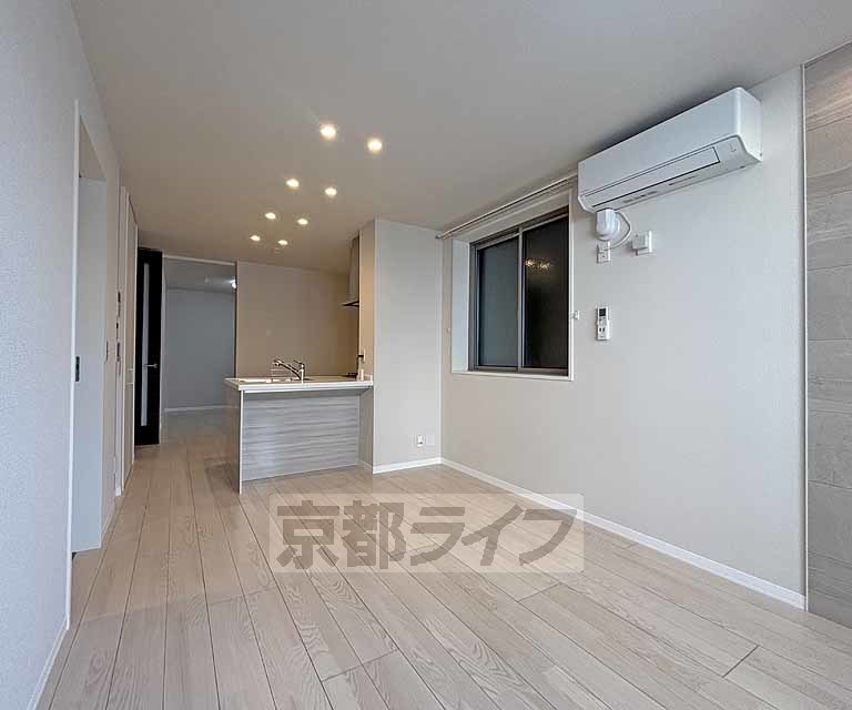 バス・シャワールーム　同メーカーの類似写真