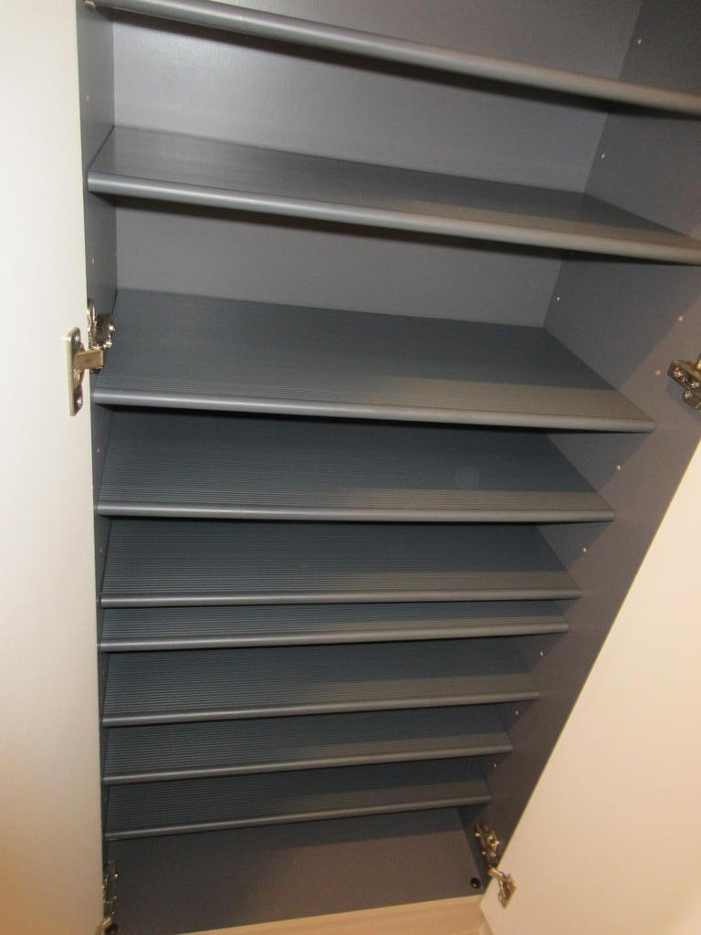 収納　シューズボックス