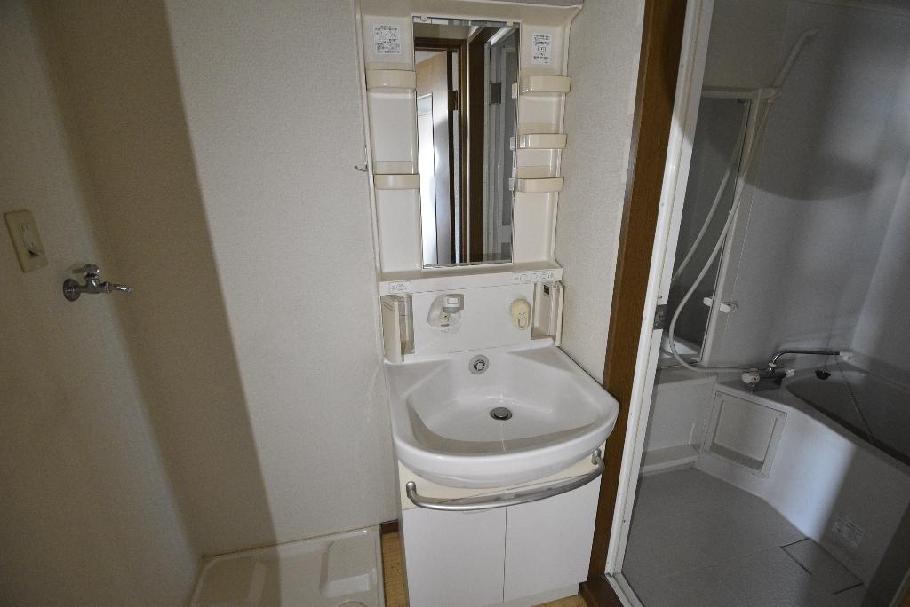 洗面設備　洗髪洗面化粧台