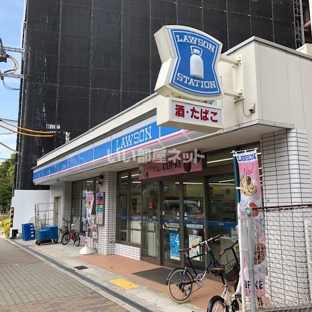コンビニ　ローソン 南堀江四丁目店（コンビニ）まで782m