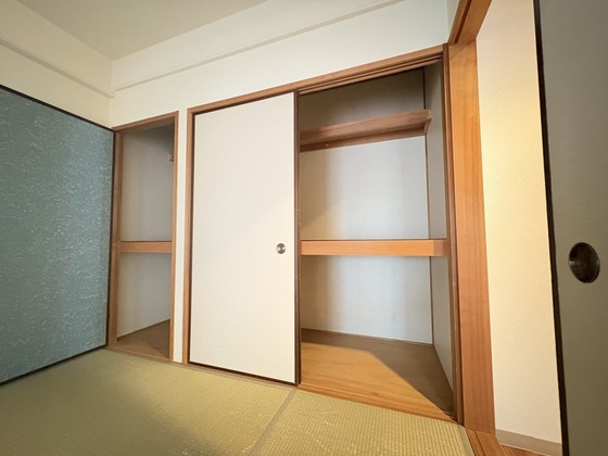 収納　※別部屋の写真です
