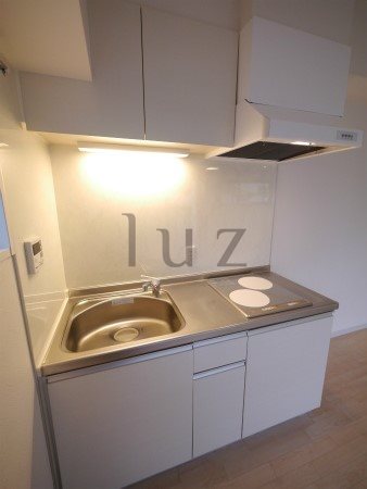 キッチン　2口IHでお掃除がとっても楽です！