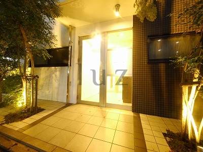 エントランス　高級感漂うエントランス！