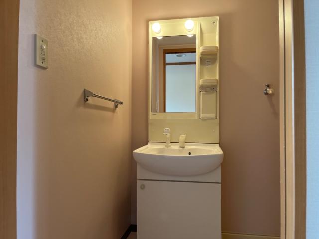 洗面設備　洗面化粧台