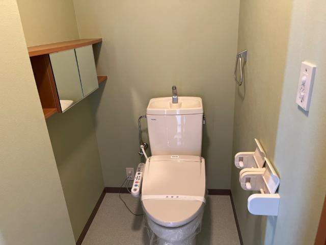 トイレ　シャワー付トイレ