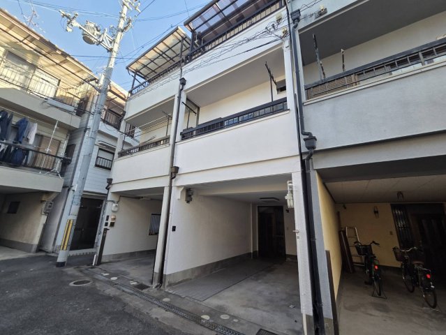 エントランス　寝屋川市錦町テラスハウス　エントランス