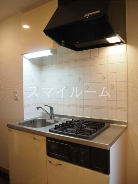 キッチン　※別部屋参考写真です。