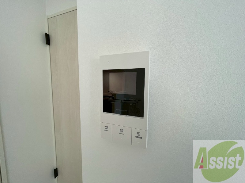 セキュリティ　ＴＶモニター付インターホンです。来客者の顔が見えるので安心！