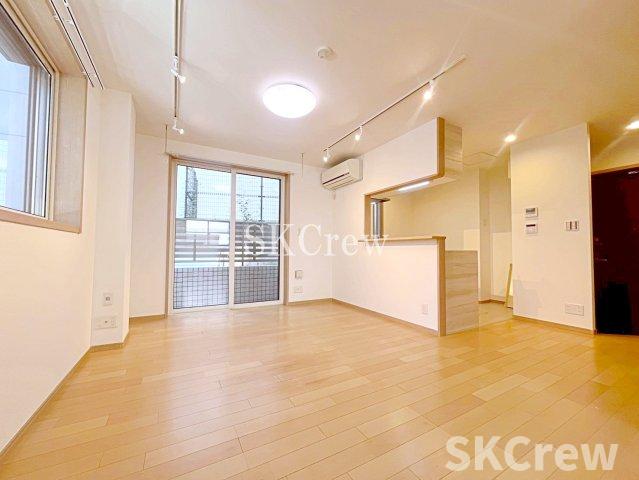 居室・リビング　別号室の写真です